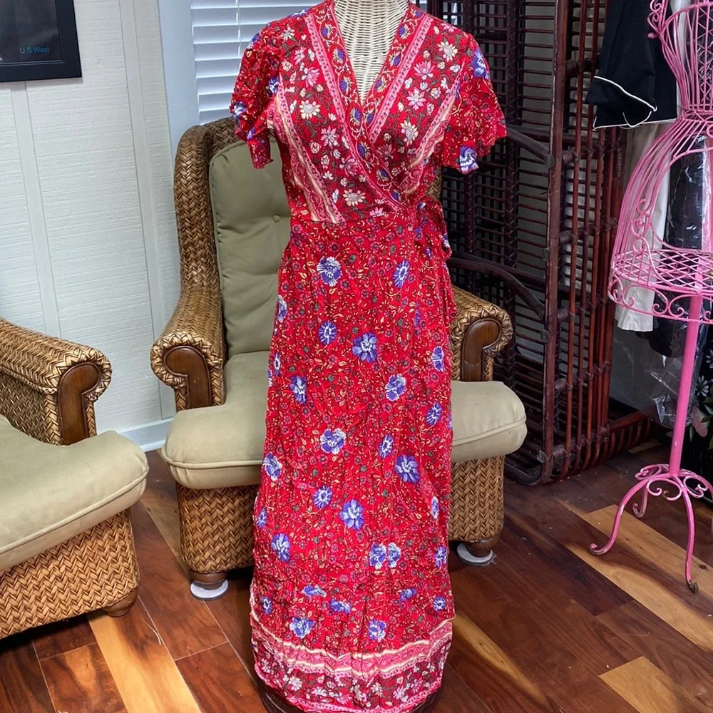 Beautiful front wrap red maxi dress purple flowers Size S